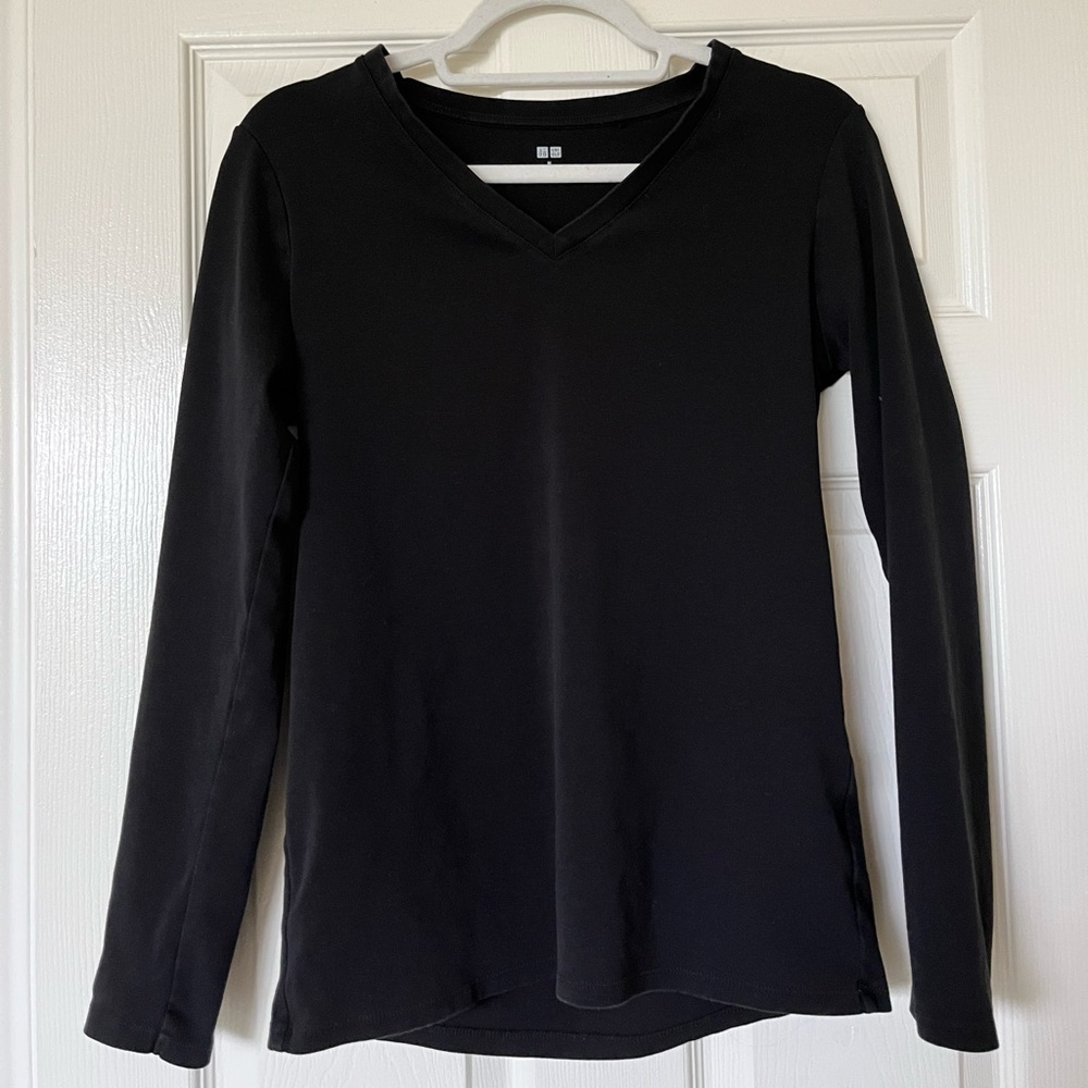 One oval shaped long sleeve, one v neck long sleeve